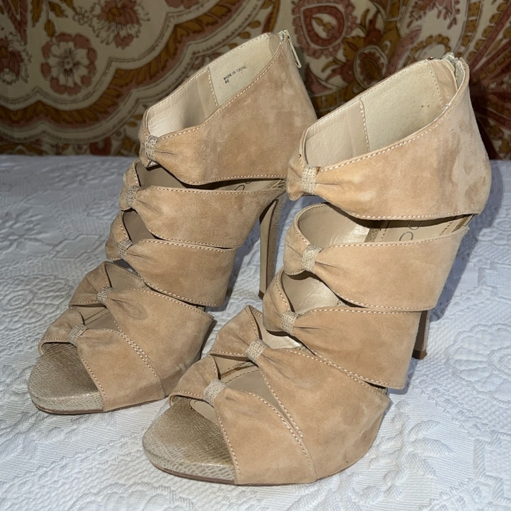 Aldo beige heels. Size 40/8.5